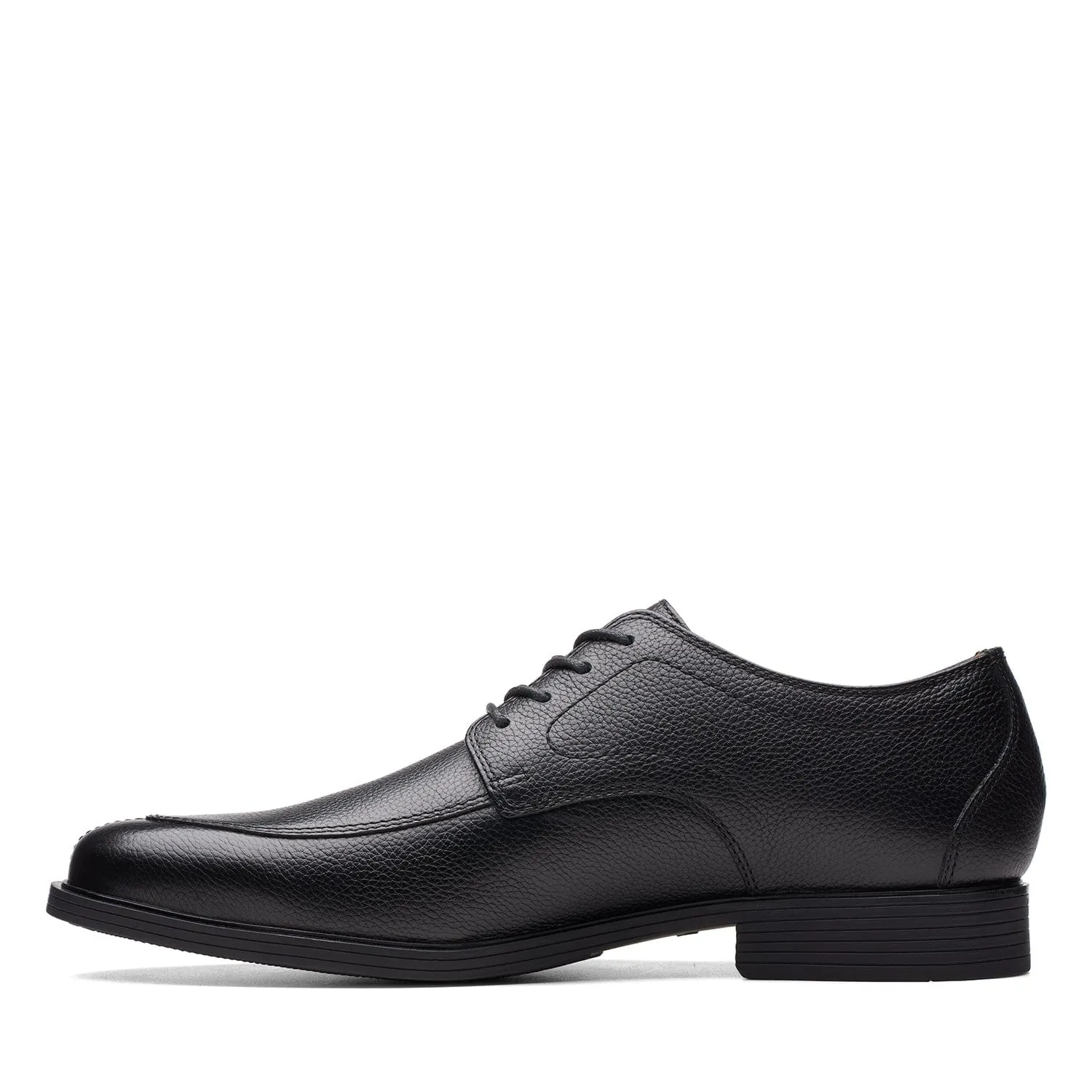 Clarks Whiddon Apron Shoes (Standard Fit)