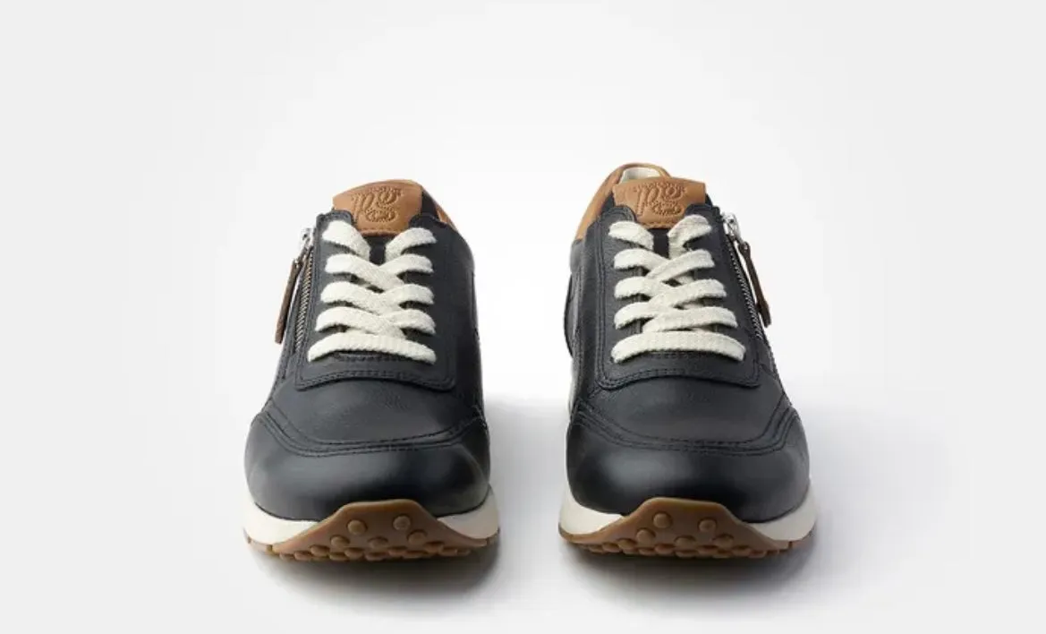 Paul Green black leather sneakers