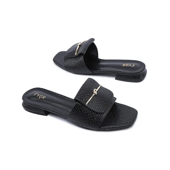 Shiny Square Flats HL 219