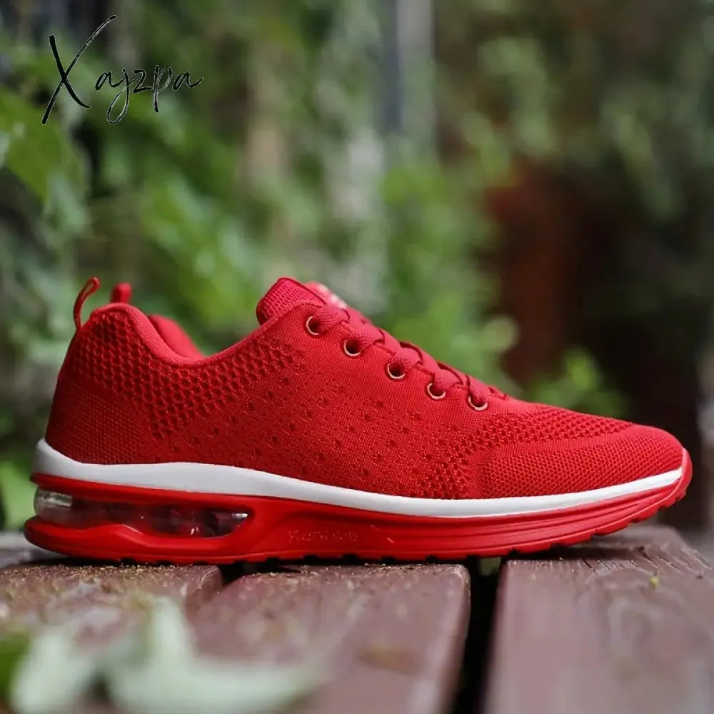 Spring & Summer Ready: Men's Solid Color Knitted Sneakers - Air-Cushioned, Lace-Up for Ultimate Comfort in Running & Gym Activities