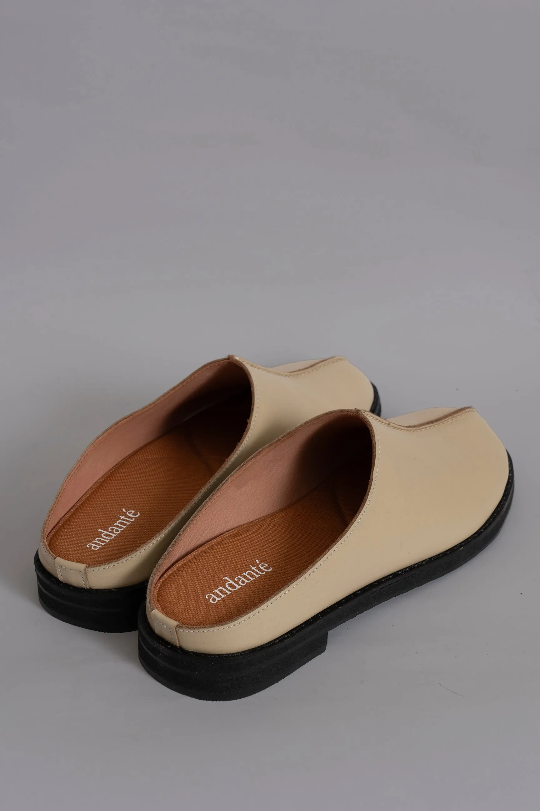 The Clog Mule in Cream