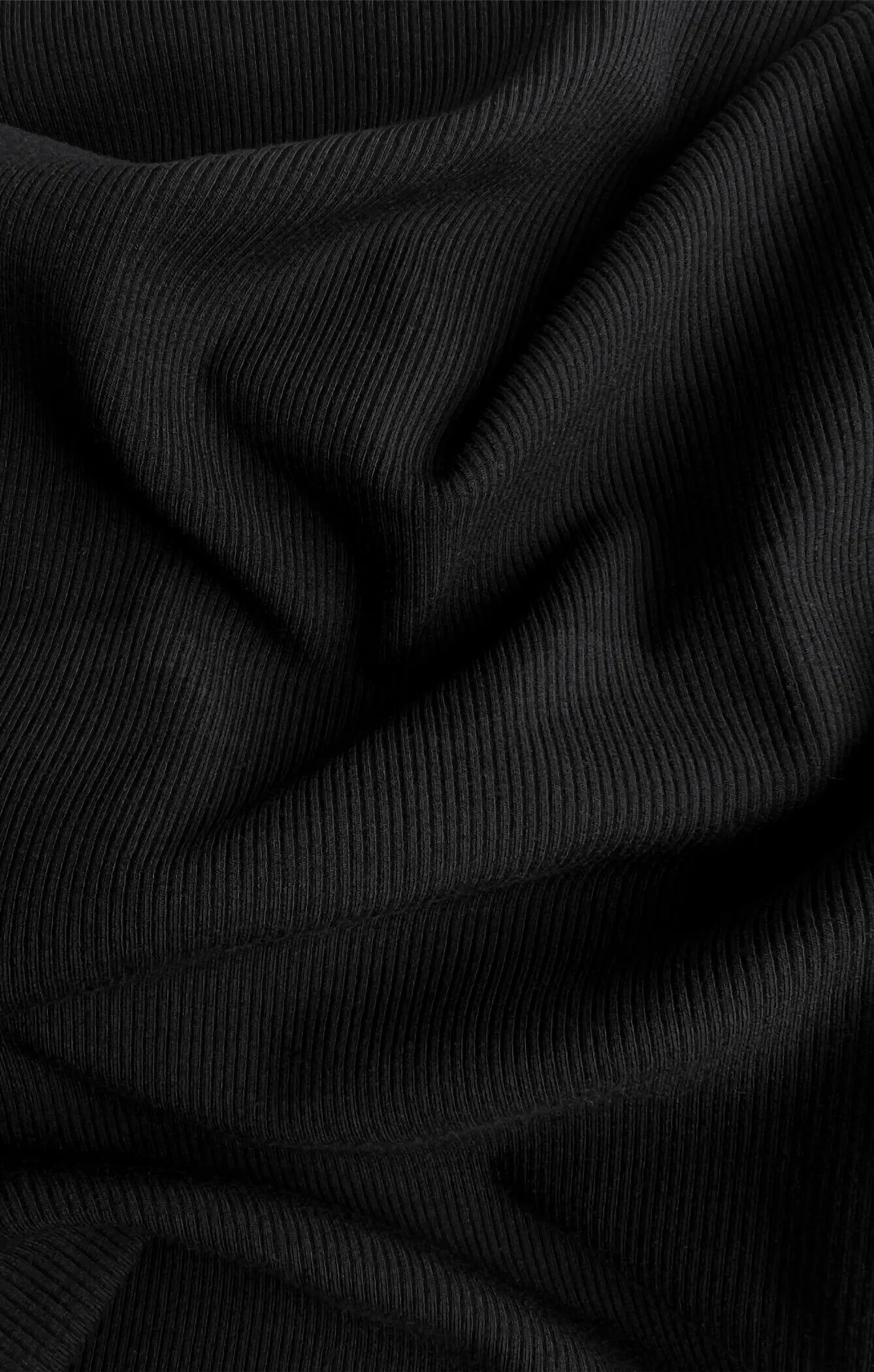 THE LUXE RIB HIGH NECK TANK - BLACK